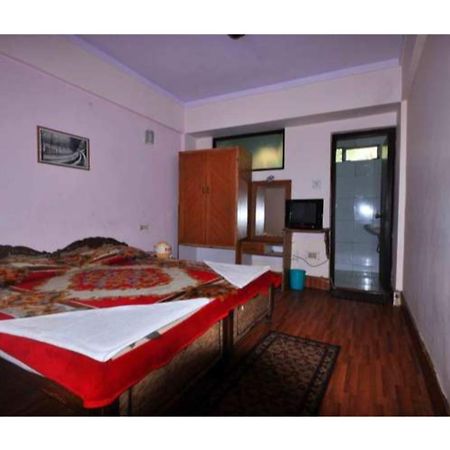 Anamika Hotel Nainital Exteriör bild