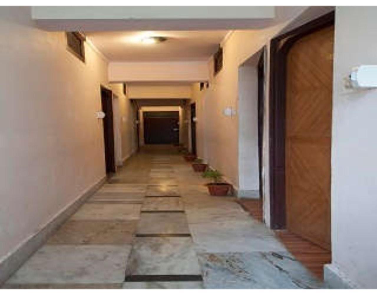 Anamika Hotel Nainital Exteriör bild