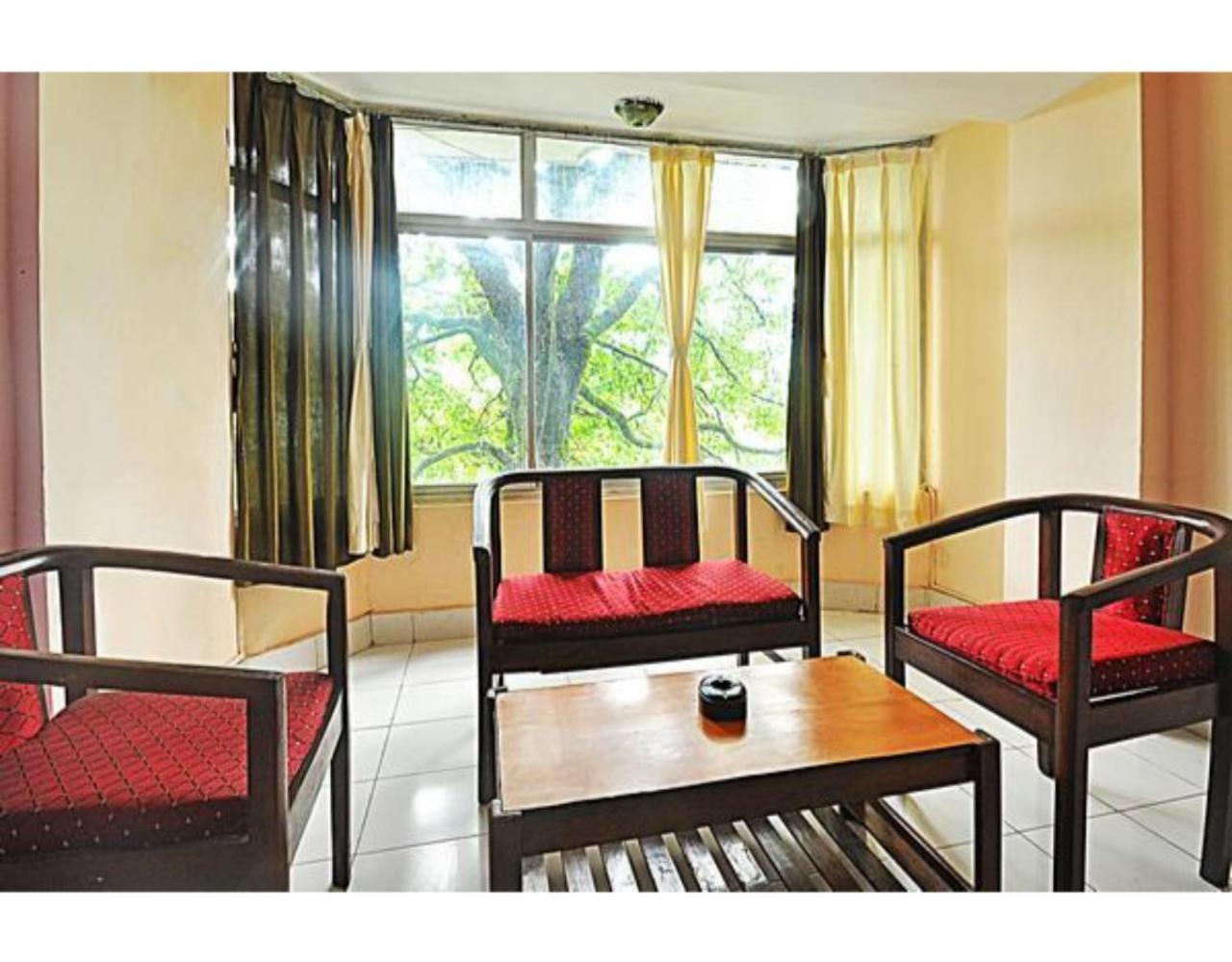Anamika Hotel Nainital Exteriör bild
