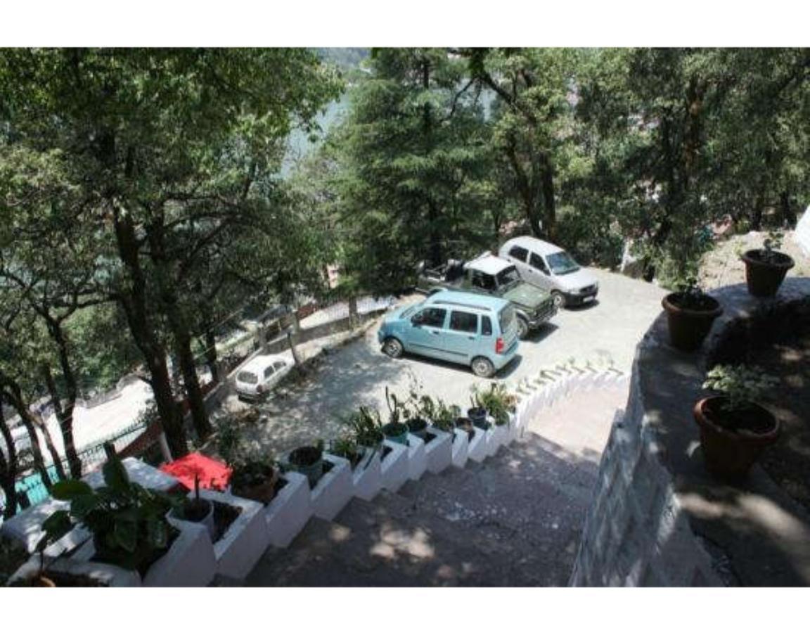 Anamika Hotel Nainital Exteriör bild